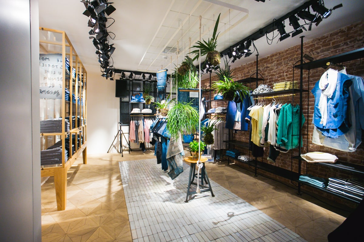 Retail Project - The Netherlands - FB Hout